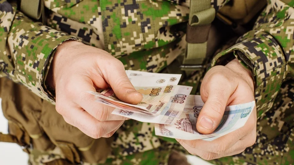 «Вёрстка»: минимум девять регионов РФ предложили выплаты тем, кто приведет добровольцев для отправки на войну в Украину