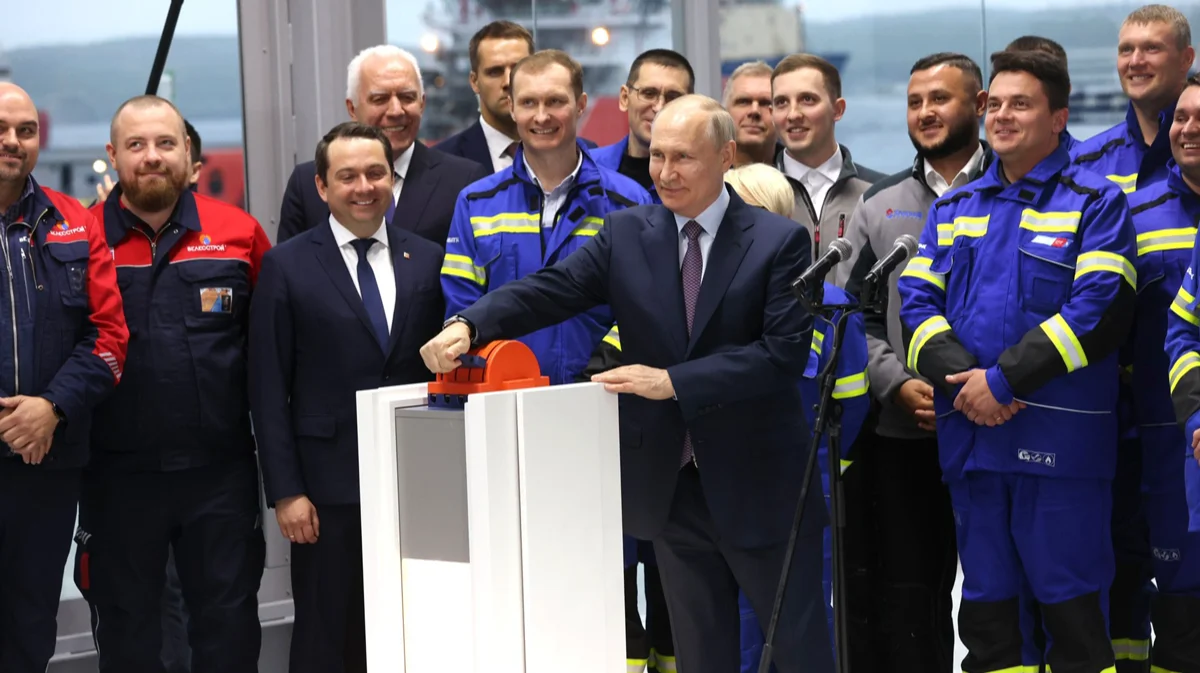 Близкая Путину компания через посредников наняла американских лоббистов с целью снять санкции с проекта по производству сжиженного газа «Арктик СПГ-2»