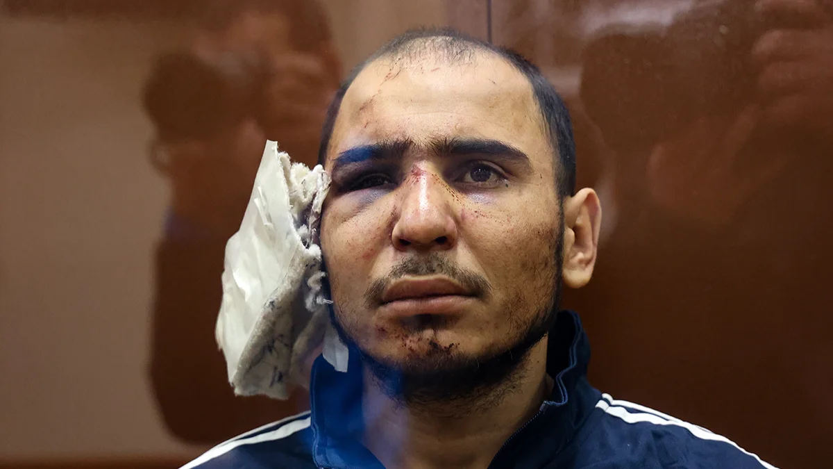 Суд арестовал четверых подозреваемых в совершении теракта в «Крокус Сити Холле»