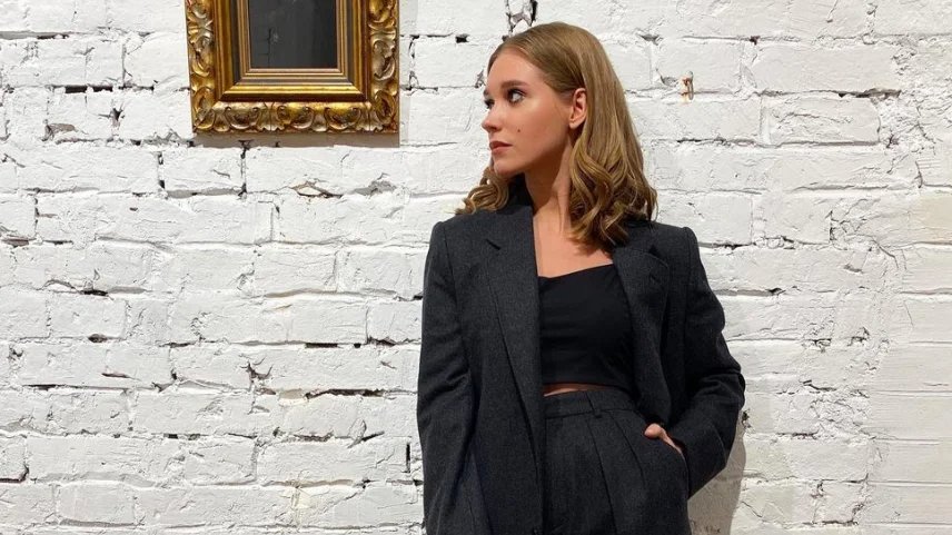 Source: Asmus' Instagram profile