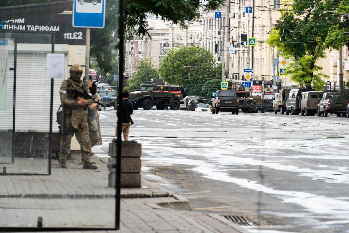 PMC Wagner mercenaries in Rostov-on-Don, 24 June 2023. Photo: Novaya Gazeta Europe