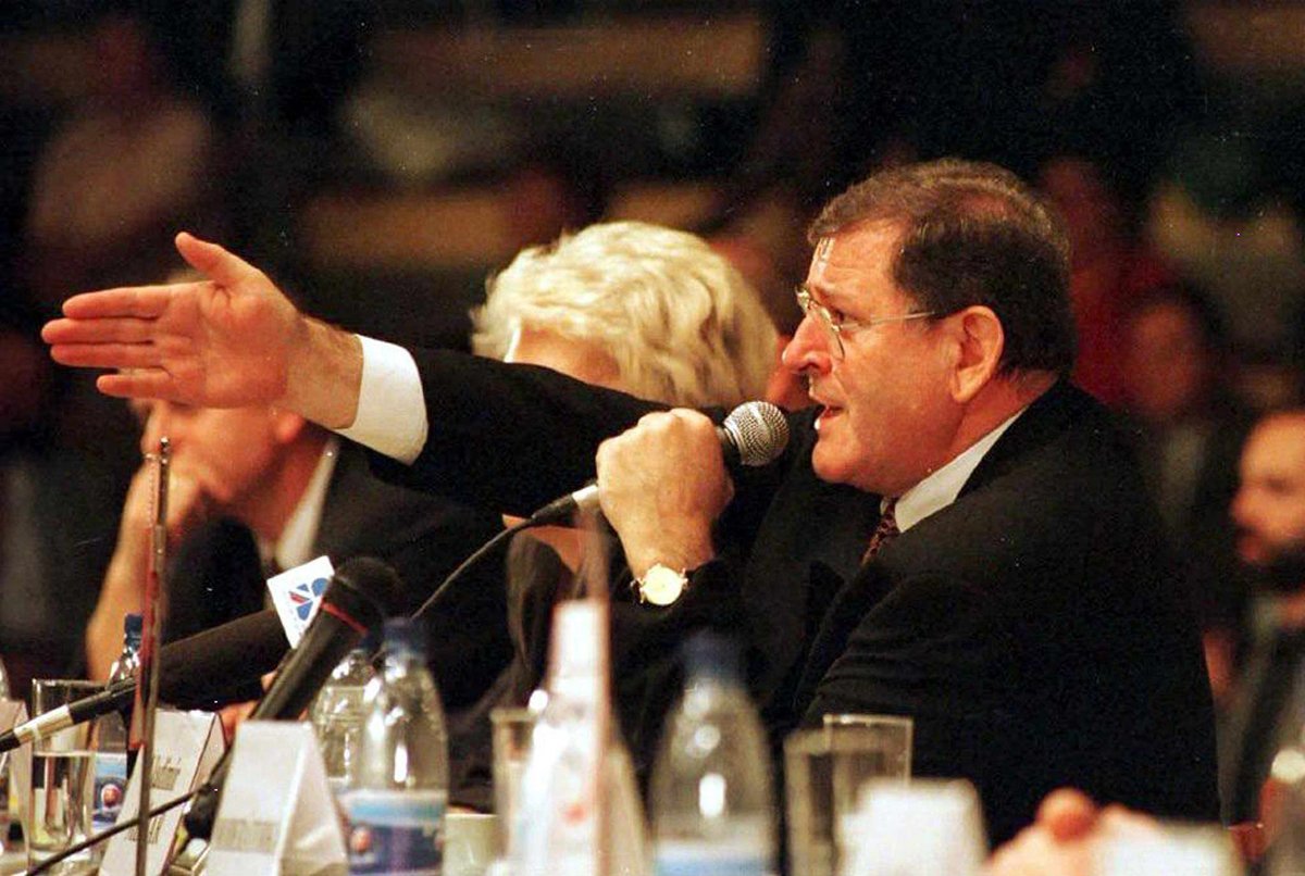 Владимир Мечьяр, председатель Движения за демократическую Словакию (HZDS), во время собрания HZDS, 22 сентября 1998 года, Братислава, Словакия. Фото: Vladimir Benko / EPA/TASR/VB-cl