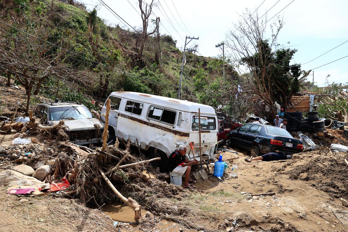 Последствия урагана. Фото: EPA-EFE/David Guzmán