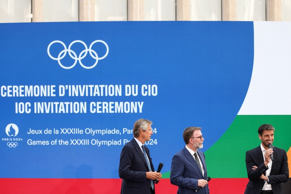 Церемония приглашения на Олимпийские игры 2024 года в Париже. Ровно за год до открытия. Фото: EPA-EFE/MOHAMMED BADRA