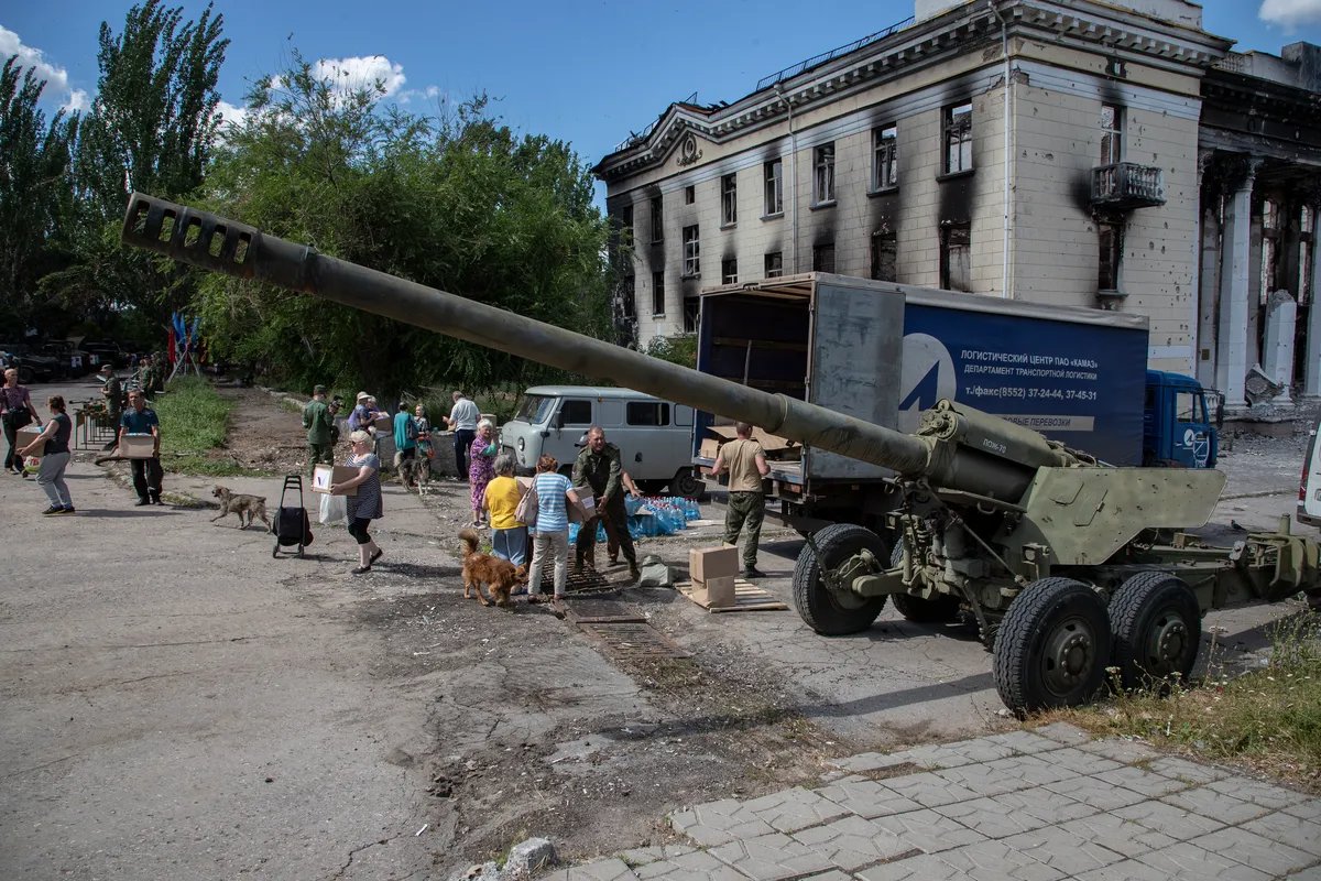 Lysychansk, the situation in the city following the capture by Russian soldiers, 12 July 2022. Photo: EPA-EFE/SERGEI ILNITSKY
