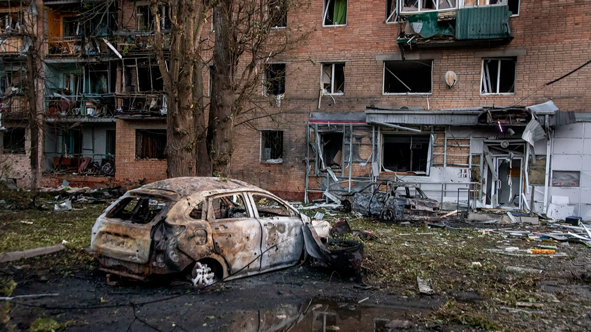 В Курске обломки ракеты попали в жилой дом. Пострадали 15 человек