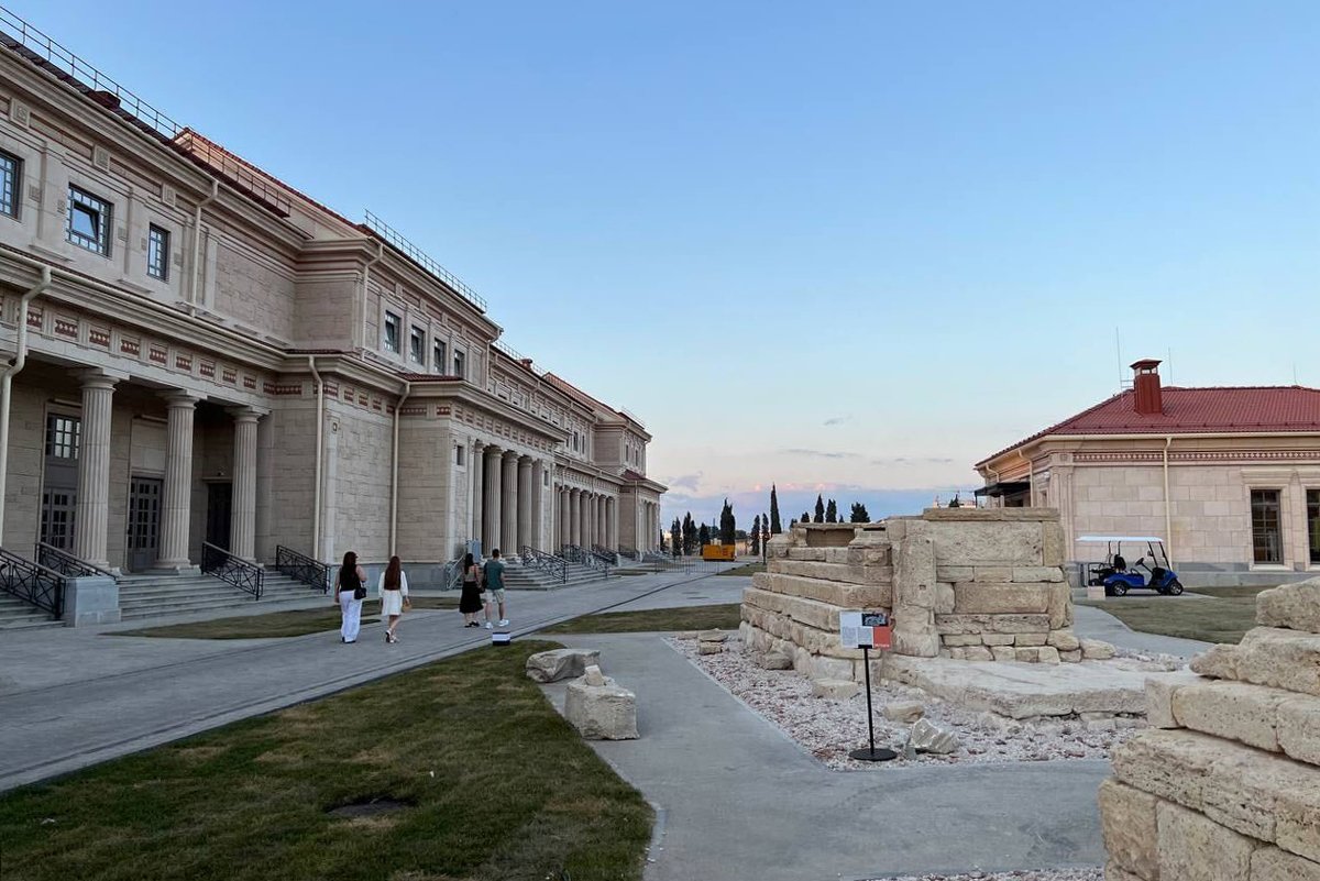 Muzeu dhe kompleksi i tempullit "New Chersonesos" në Sevastopol. Foto nga arkivi personal i historianes Maria