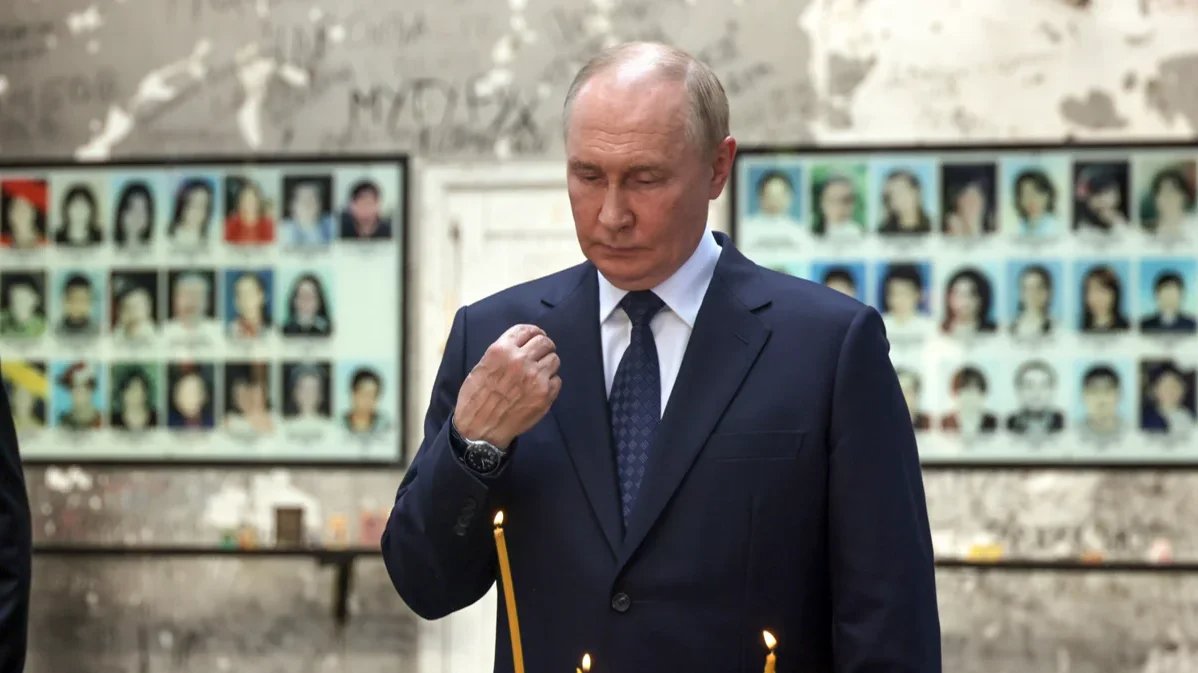 Vladimir Putin at Beslan school No. 1, North Ossetia, 20 August 2024. Photo: Sergei Karpukhin / Sputnik / EPA-EFE