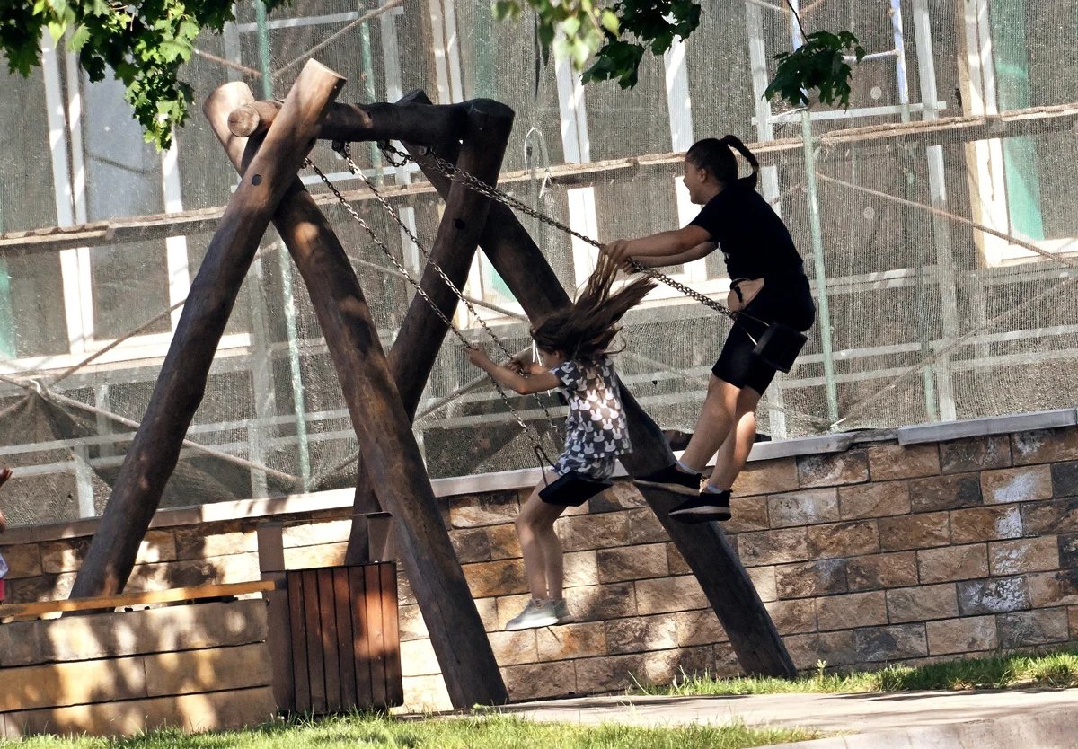 The Russian border town of Shebekino, 2 June 2023. Photo: Anatoly Zhdanov / Kommersant / Sipa USA / Vida Press