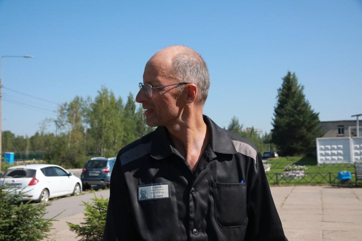 Dmitry Skurikhin outside the prison. Photo: Dmitry Tsyganov