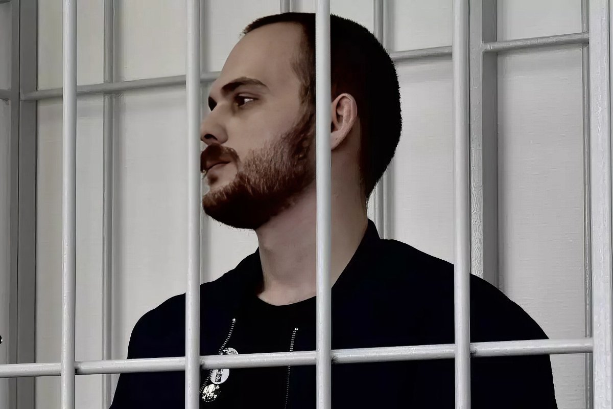 Дениз Айдын в зале суда. Фото: nashgorod.ru