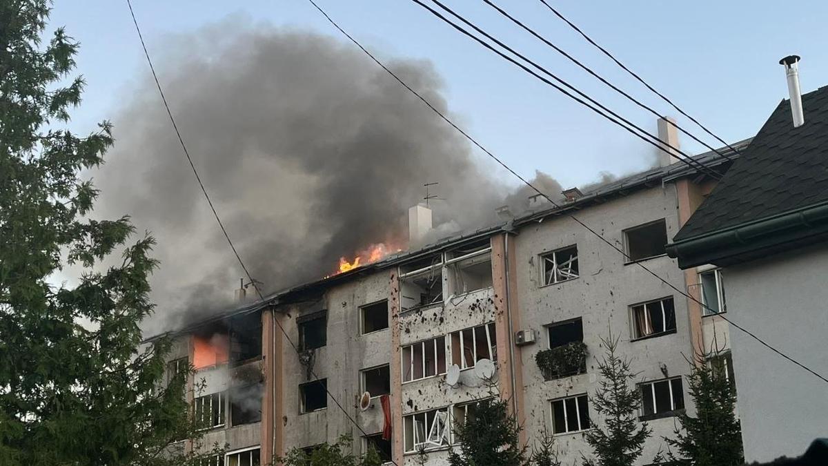Последствия российской атаки на Львов. Фото: мэр города Андрей Садовый/Telegram