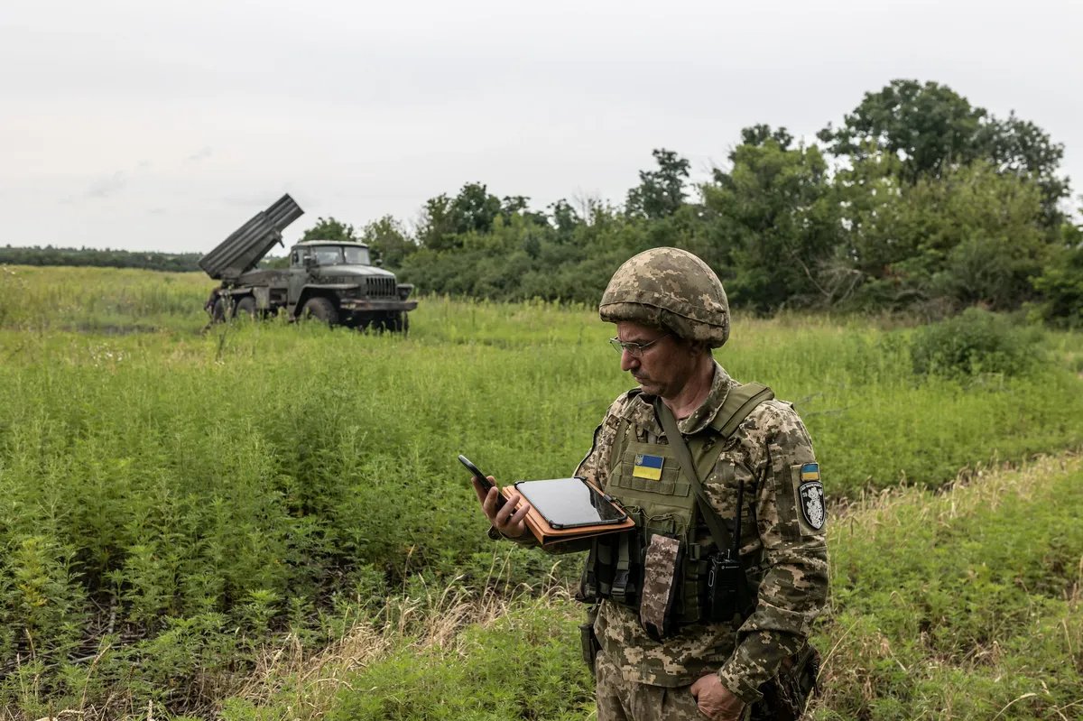 Ukrainian soldiers in battle positions ready to fire BM-21 towards Donetsk, Ukraine, 20 July 2023. Photo: Diego Herrera Carcedo / Anadolu Agency / Getty Images