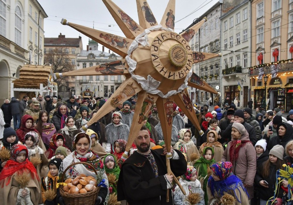 Christmas celebrations in Lviv, western Ukraine, on Tuesday. Photo: EPA-EFE/MYKOLA TYS