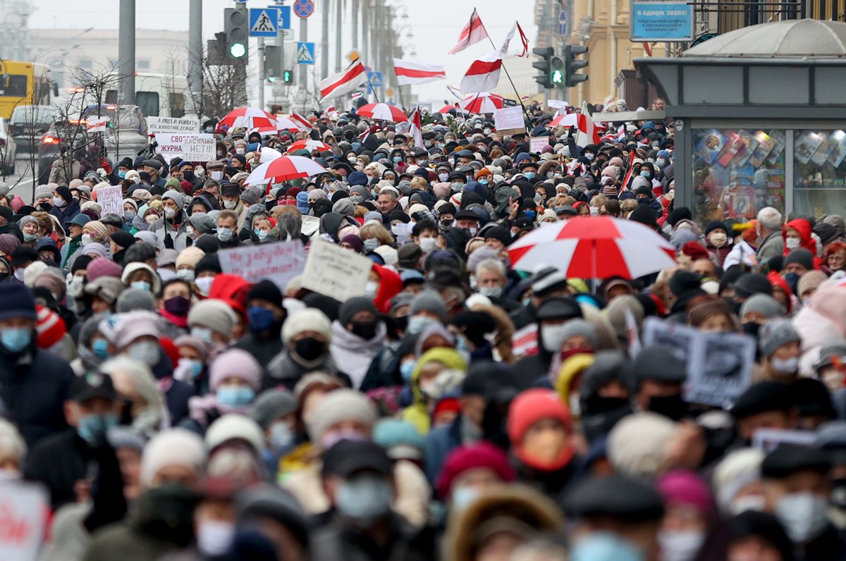 Митинг против Александра Лукашенко против президентских выборов в Минске, 16 ноября 2020 года. Фото: EPA-EFE