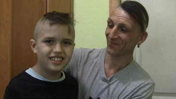 Владимир с сыном Виталиком. Фото:  Facebook