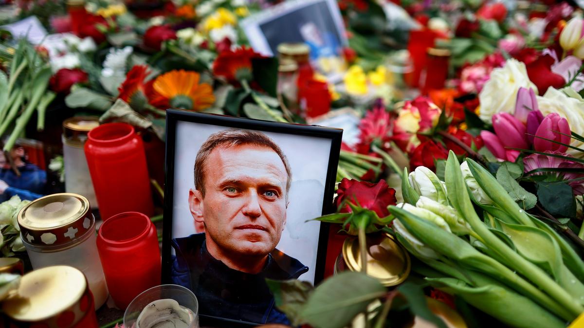 Поминальная молитва о Навальном