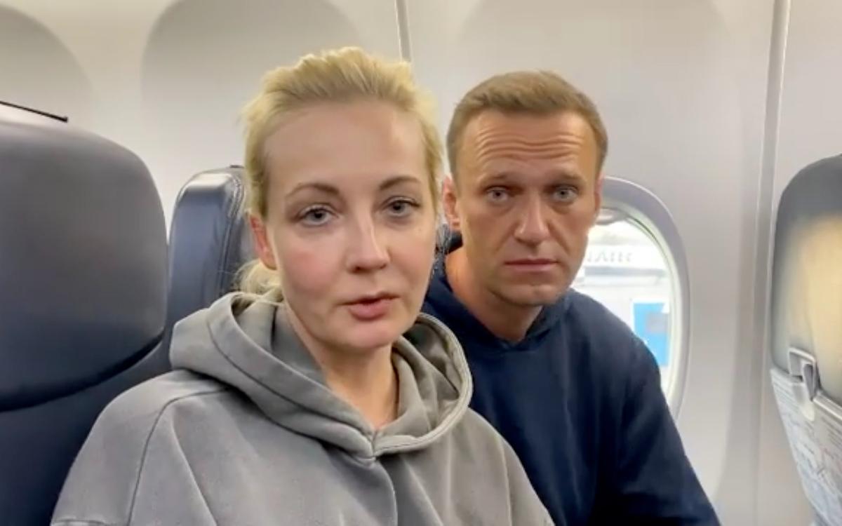 Navalny with wife Yulia returning to Moscow, 17 January 2021. Photo: EPA-EFE/ Alexey Navalny’s Instagram