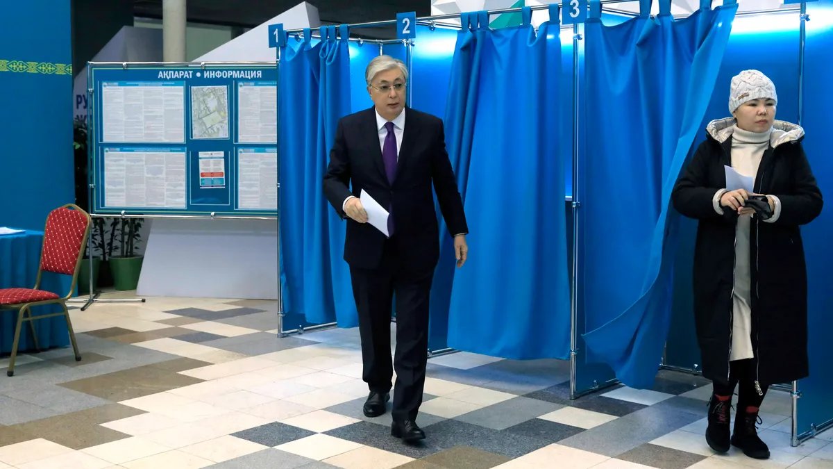 Tokayev has already voted. Photo: the Kazakh president’s official website