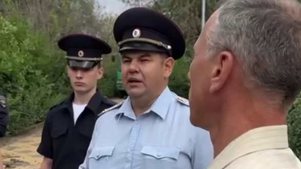 В Саратове полицейский, который больше десяти лет преследует оппозицию, пригрозил расстрелом протестующим против застройки парка