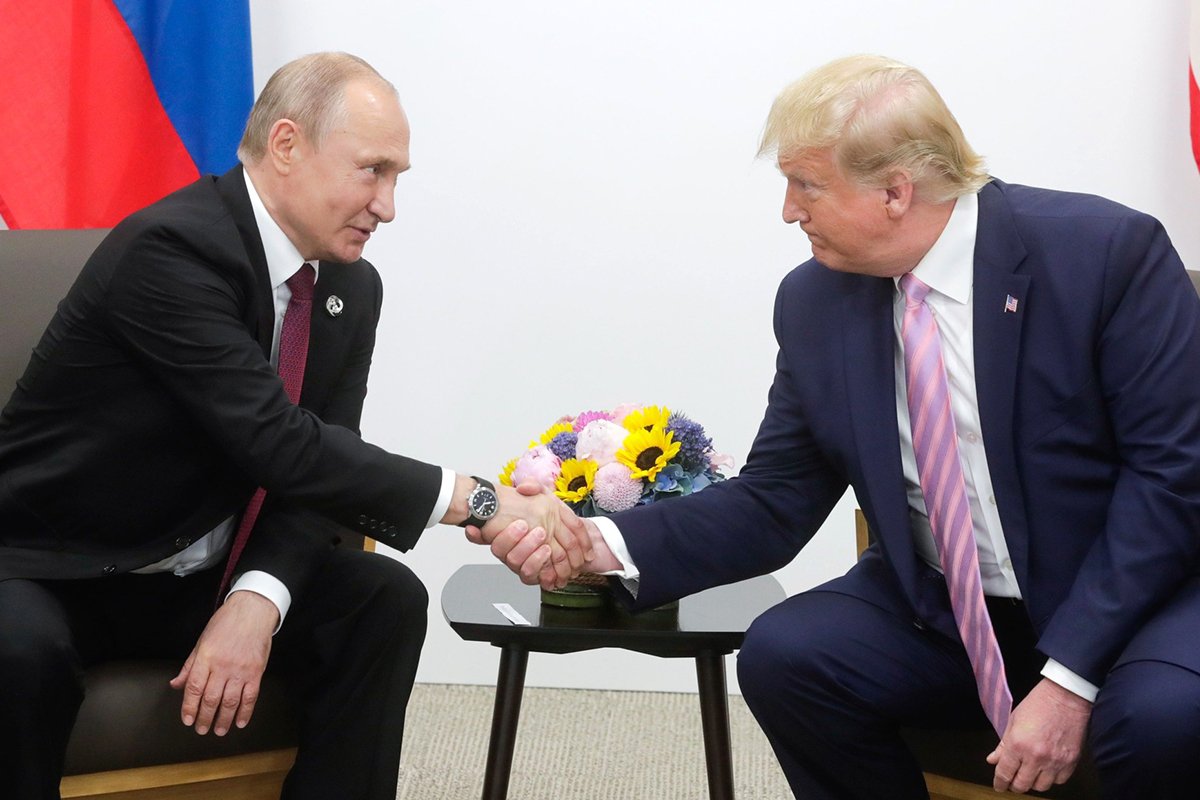 Дональд Трамп встретился с Владимиром Путиным на саммите G20 в Осаке, Япония, 28 июня 2019 года. Фото:  Kremlin.ru