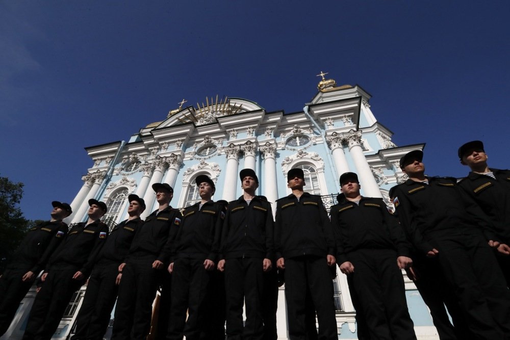 Russian conscripts called up for military service depart from St. Petersburg in June. Photo: EPA-EFE/ANATOLY MALTSEV