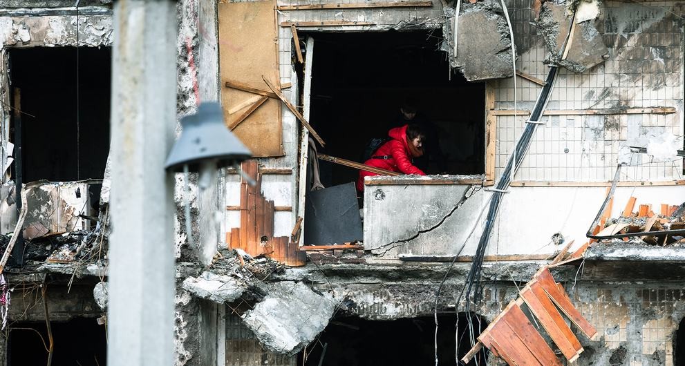 Разрушенный жилой дом в Киеве. Фото: ООН