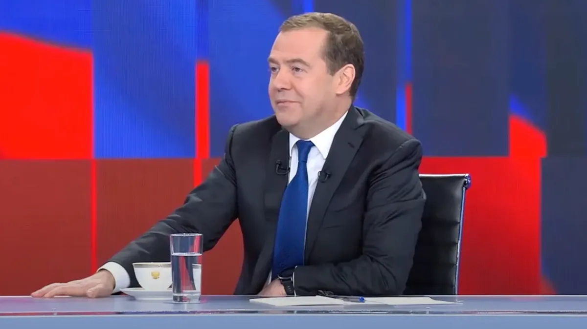 <p>«Ошибка, порожденная mania grandiosa»&nbsp;&nbsp;</p>