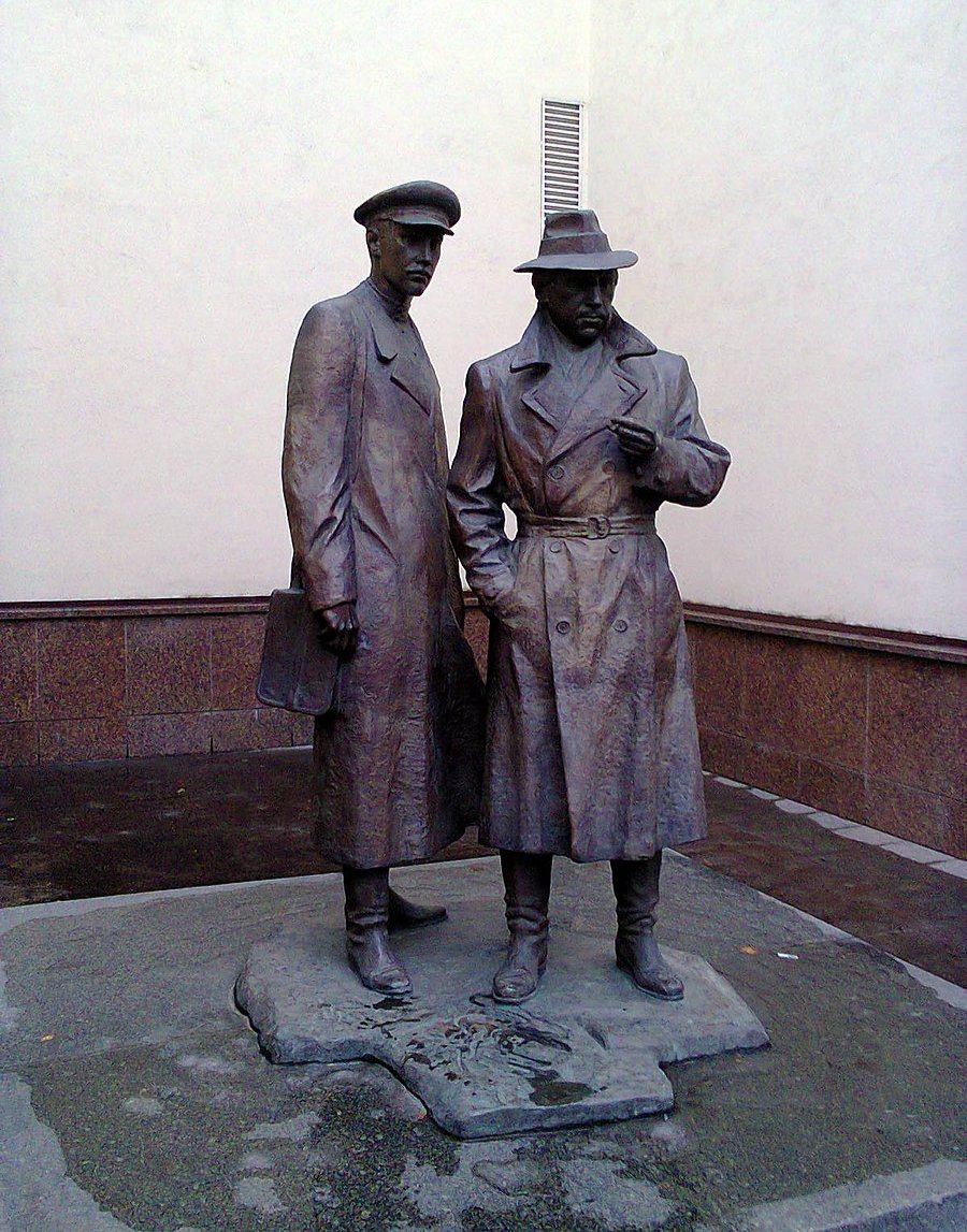 Памятник Жеглову и Шарапову. Фото: Wikimedia