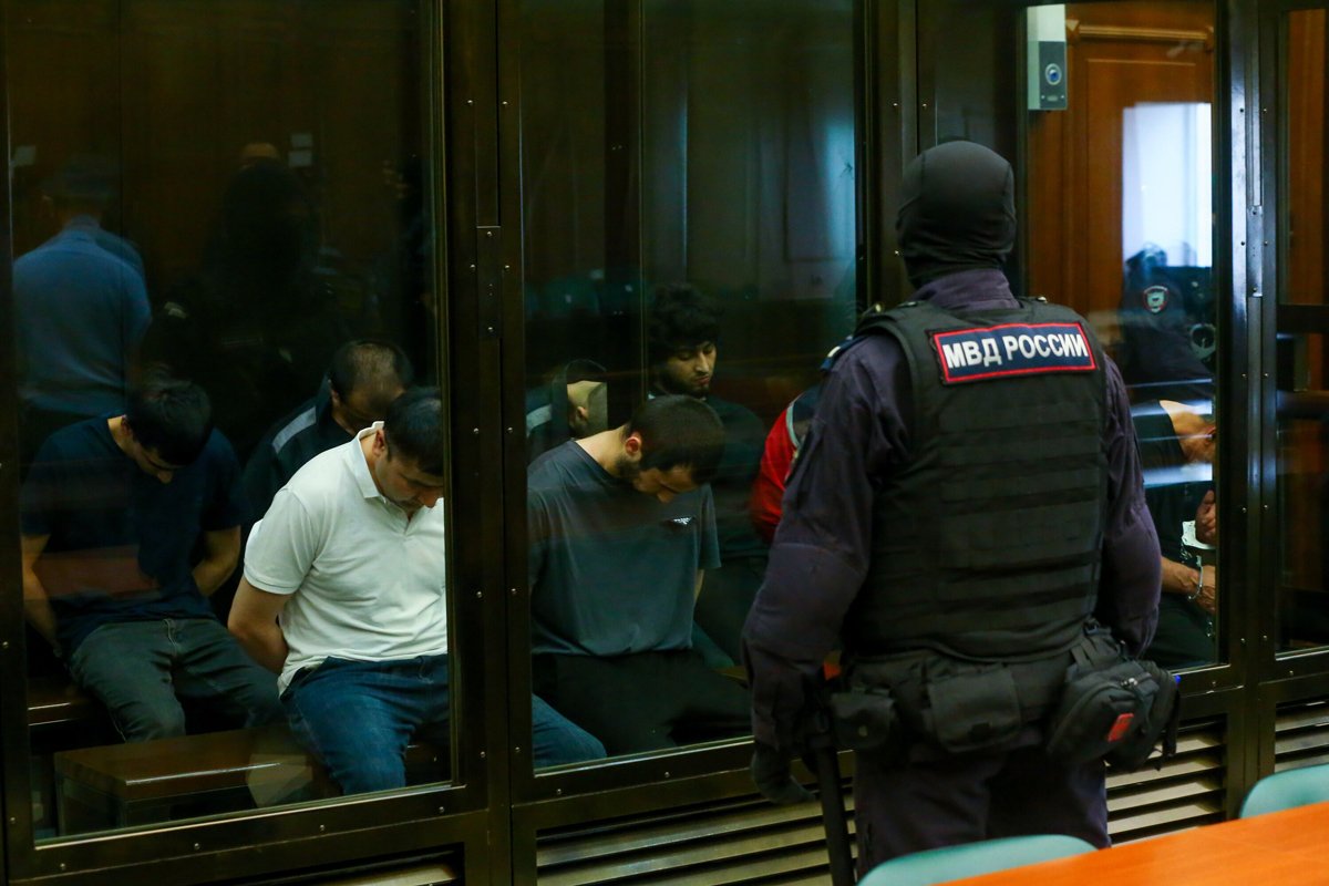 Обвиняемые по делу о теракте в «Крокусе» на заседании суда, Москва, 4 августа 2025 года. Фото: Сергей Ведяшкин / АГН «Москва»