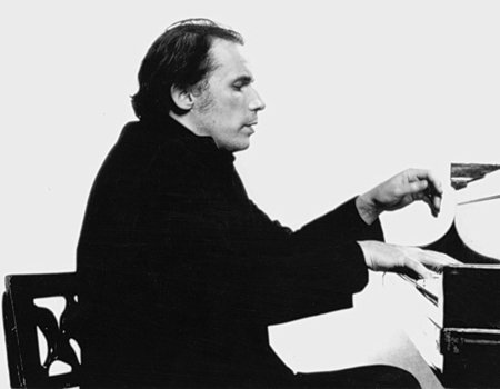 Канадский пианист, органист и композитор Гленн Гульд. Фото: Дон Хунштейн