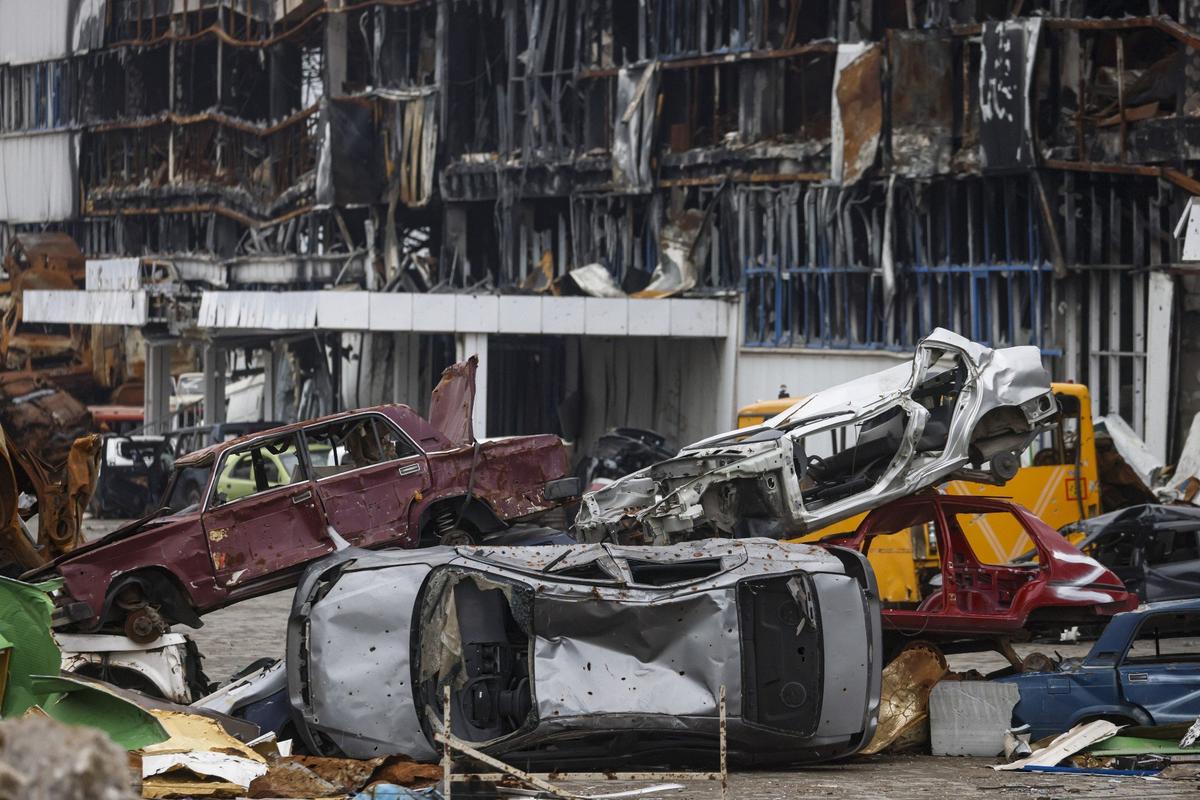 Виды разрушенного Мариуполя, декабрь 2022 года. Фото: EPA-EFE / SERGEI ILNITSKY