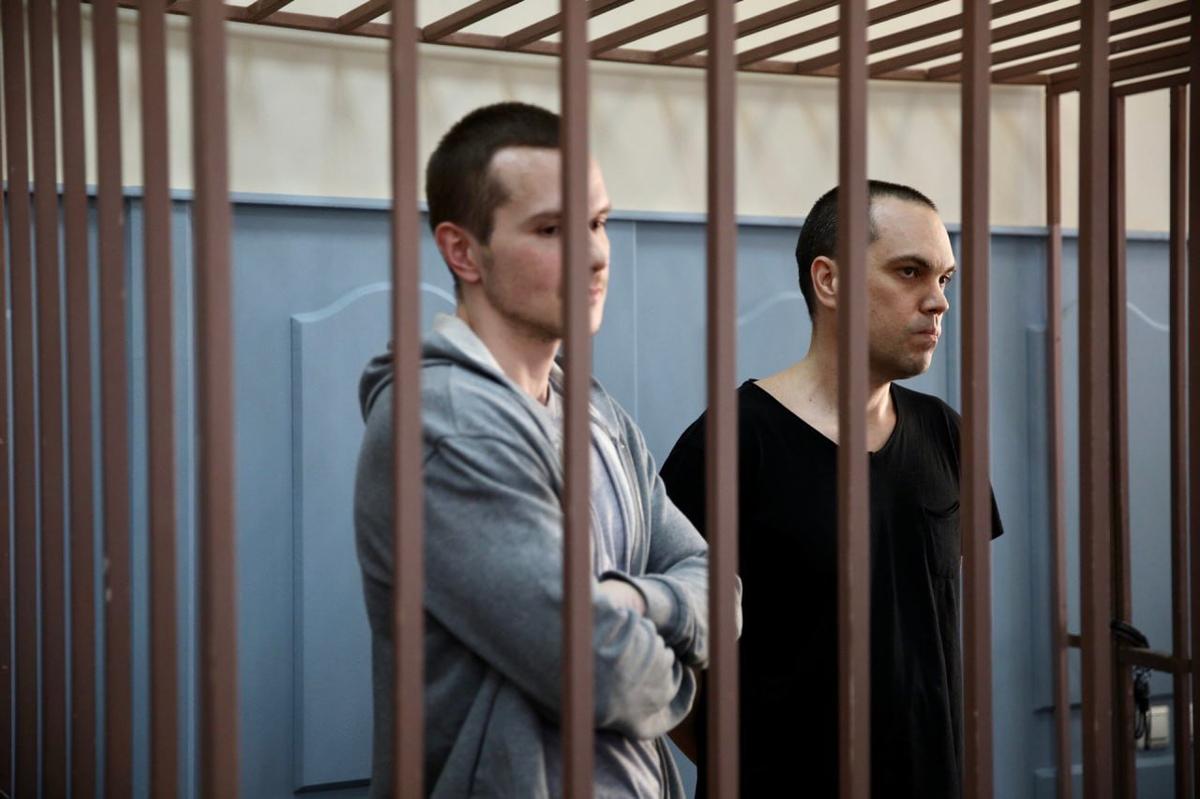 Vadim Kobzev and Alexey Liptser. Photo: Alexandra Astrakhanova / Mediazona