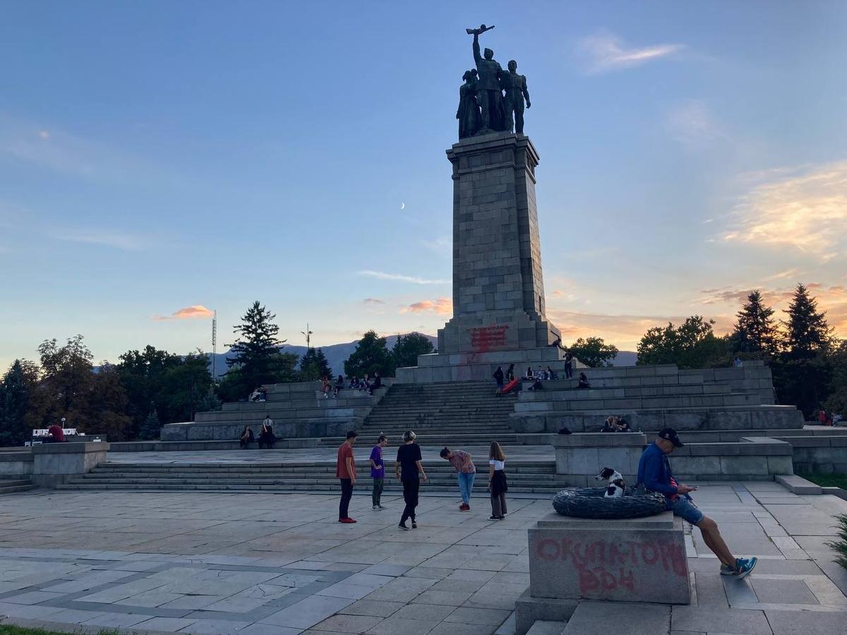Памятник Советской Армии в Софии. Фото: Илья Азар, специально для «Новой газеты Европа»