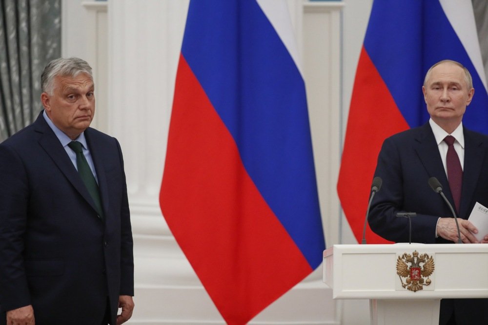 Orbán and Putin during the press conference in the Kremlin. Photo: EPA-EFE/YURI KOCHETKOV