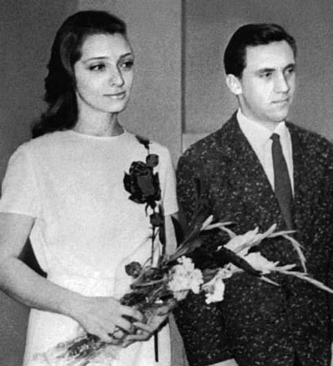Фото: бракосочетание Высоцких Людмилы и Владимира/соцсети Венеамина Смехова