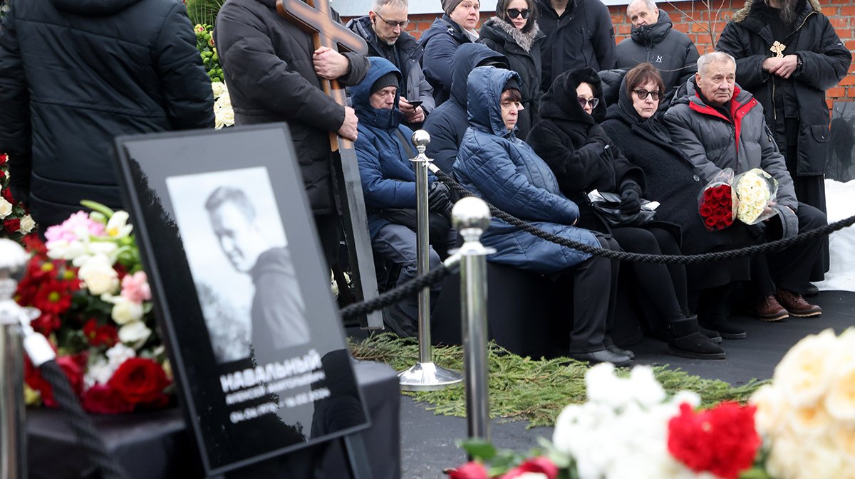 Федеральные СМИ и пропагандисты практически полностью проигнорировали похороны Навального