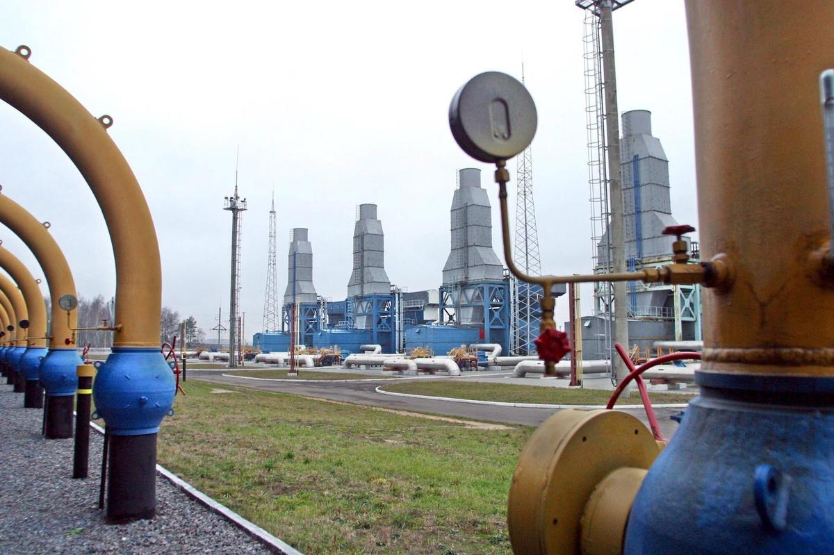 Компрессорная станция газопровода Ямал-Европа в городе Несвиж Минской области. Фото: EPA / MAXIM MALINOVSKY
