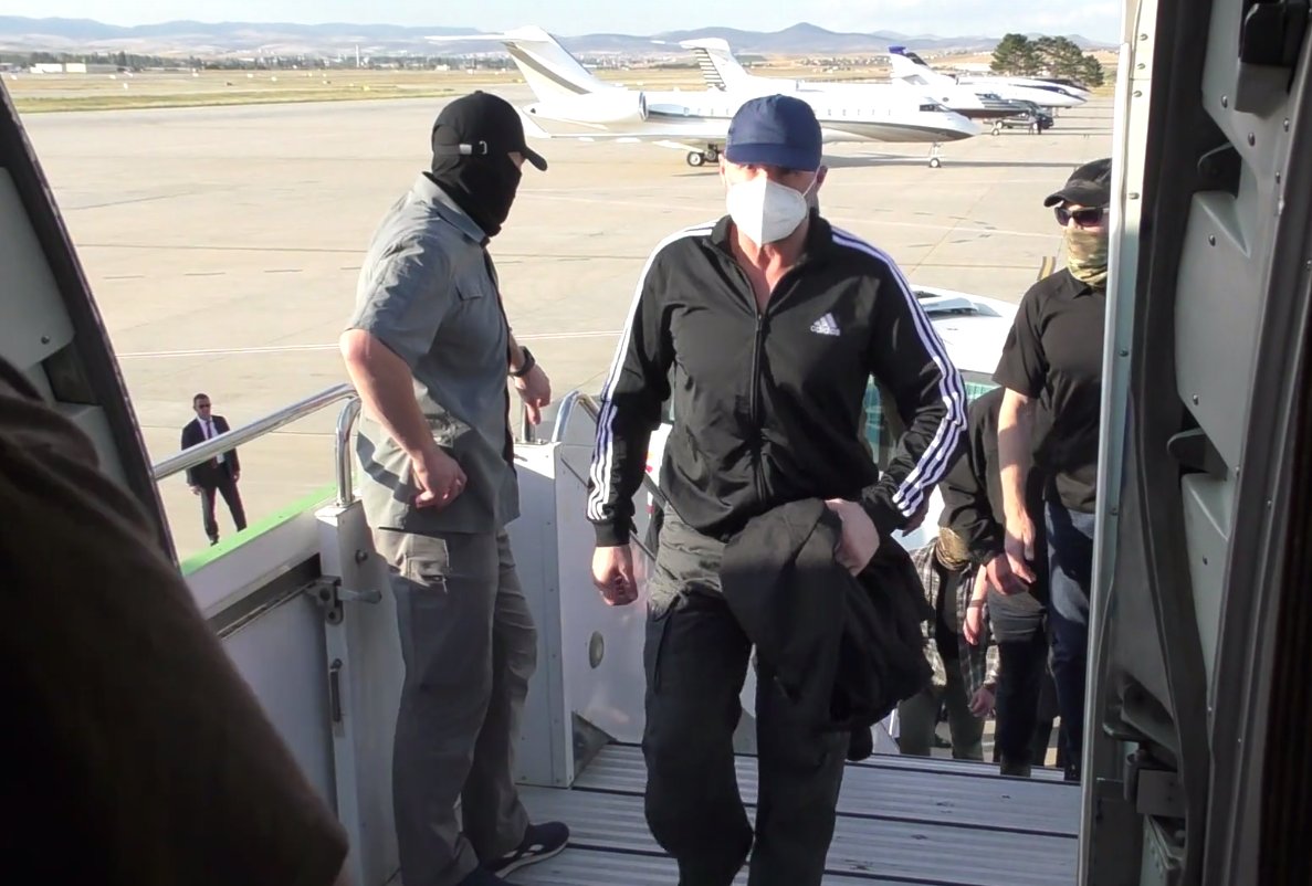 FSB agent and convicted hitman Vadim Krasikov boards the plane to Russia in Ankara, Turkey, 1 August 2024. Photo: FSB Public Relations Centre / RIA Novosti, TASS