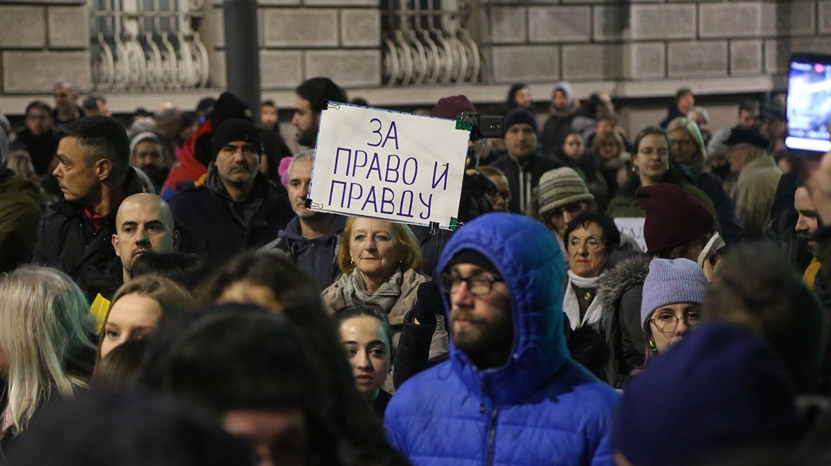 В Сербии прошли протесты после победы коалиции Вучича на выборах
