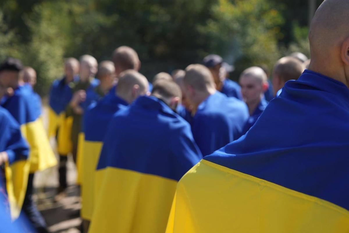 Released Ukrainian prisoners of war, 24 August 2024. Photo:  Zelenskiy / Official