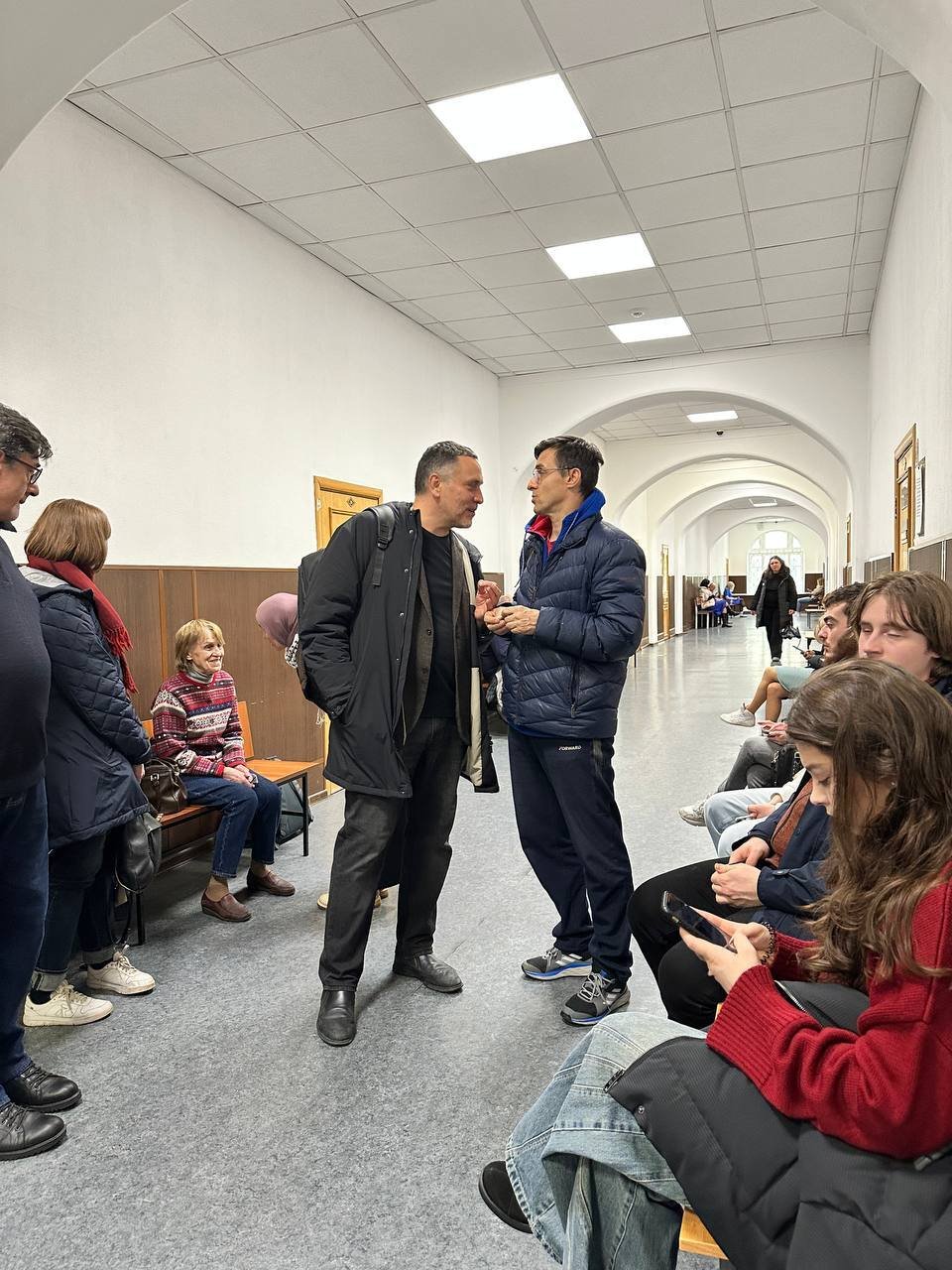 Максим Шевченко в здании суда перед заседанием, 7 мая 2024 года. Фото:  Полонский  / Telegram