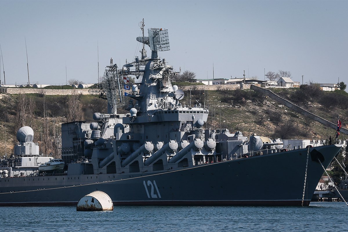 Kryqëzori kryesor i raketave të Marinës Ruse "Moskva" në Sevastopol, Krime, 30 Mars 2014. Foto: Sergey Ilnitsky / EPA-EFE