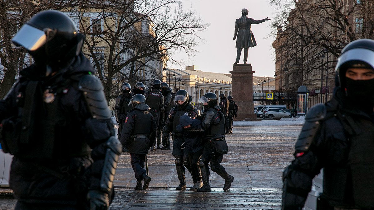 Когда в Украине сносят памятники Пушкину, мне не больно