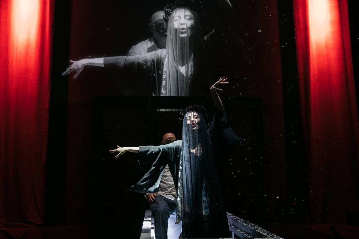 Ян Гэ к спектакле «Кремулятор». Фото: Виктория Назарова