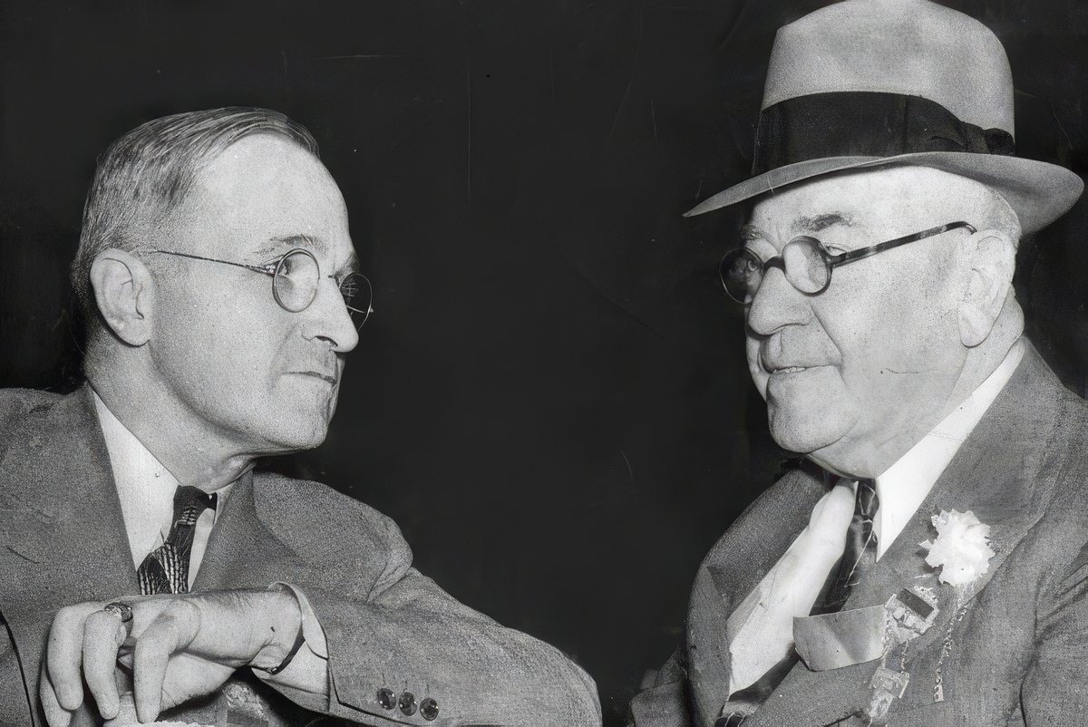 Сенатор Гарри Трумэн и Томас Пендергаст на Демократическом национальном съезде в Филадельфии в 1936 году. Фото: Harry S. Truman Library & Museum /  SecretName101  / Wikimedia