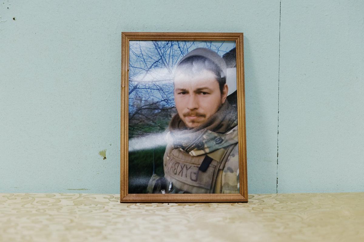 Photo of Sergey Obukhov. Part of an exhibit in the Shileksha school museum. Photo: Elena Georgieva, exclusively for Novaya Gazeta Europe