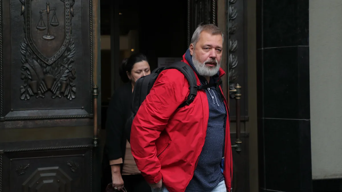 «Народу доверяют убивать, но читать то, что он бы хотел, не доверяют»