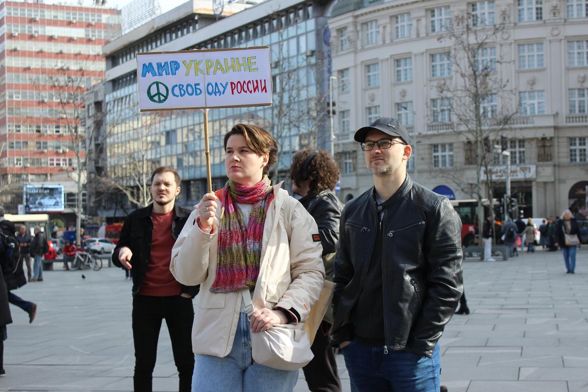 Митинг в Белграде, 24 февраля 2023 года. Фото: Екатерина Красоткина, специально для «Новой газеты Европа»