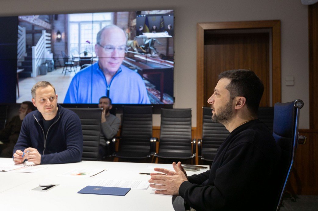 A video conference president of Ukraine Volodymyr Zelenskyy with Larry Fink, CEO of one of the world's leading investment managers, BlackRock. Photo by  President of Ukraine website